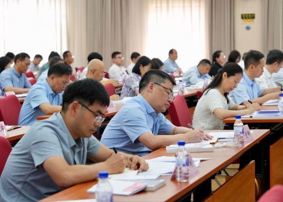 农业农村部召开全国种业振兴推进会强调 奋力推动种业振兴取得突破性进展 为加快建设农业强国提供有力支撑2